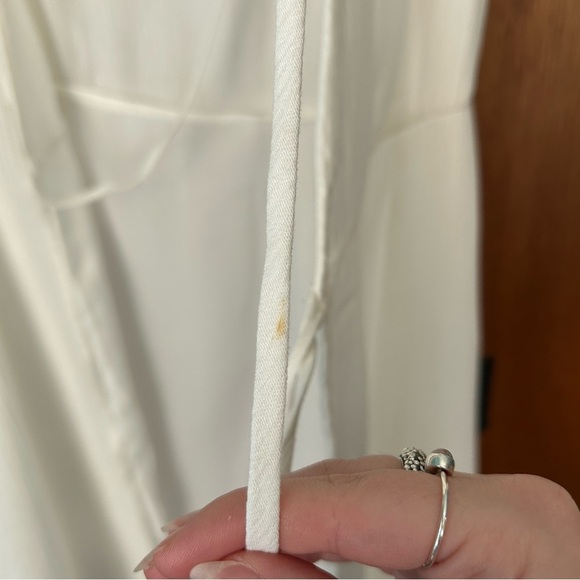 NWT Lulu’s White Harbor Point Flutter-Sleeve Mini Wrap Dress - Picture 11 of 11